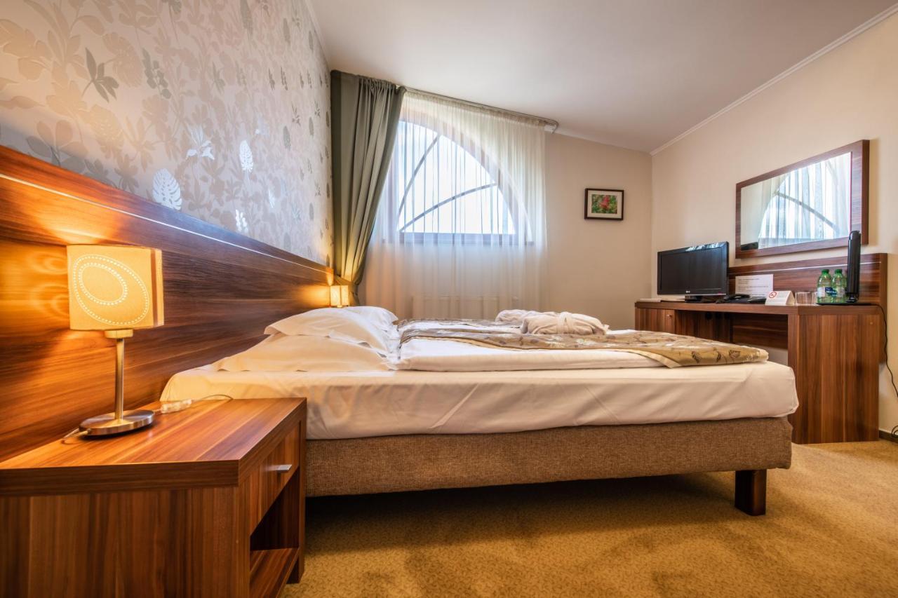 Wellness Hotel Spark Malacky Luaran gambar