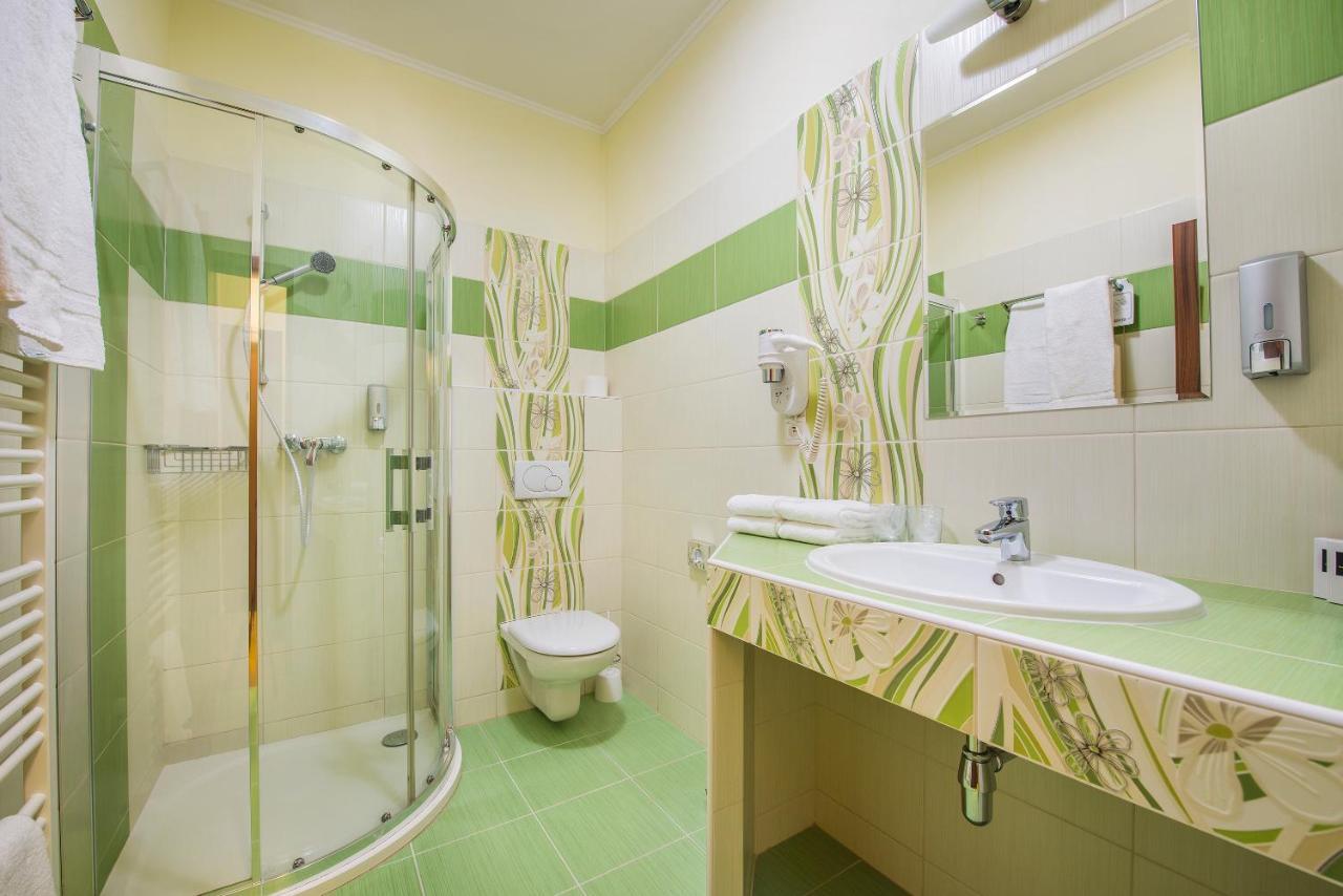 Wellness Hotel Spark Malacky Luaran gambar